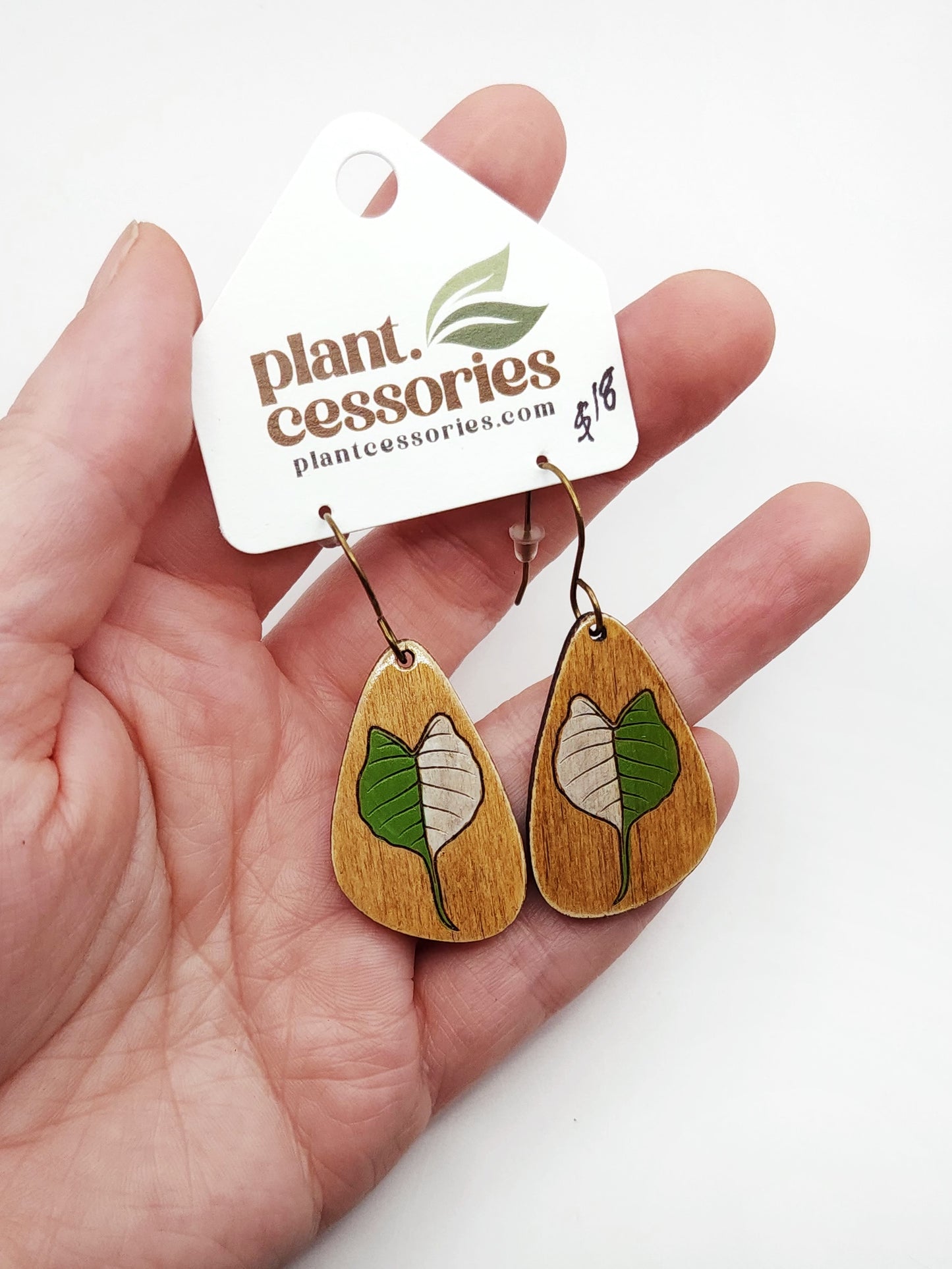 Alocasia Stingray Albo Wood Teardrop Earrings